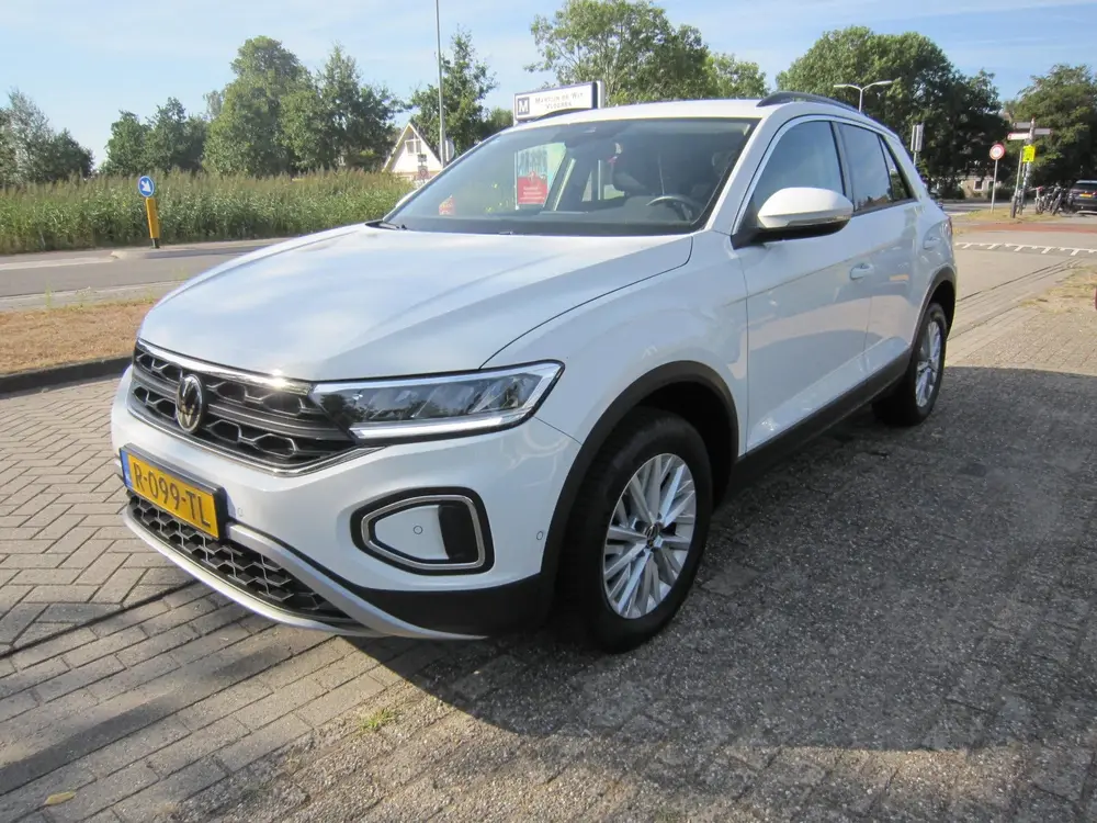 Volkswagen T-Roc 1.0 TSI Life Navi cam uit 2022