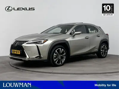 Lexus UX 250h Executive Line Limited President | Mark-Levins uit 2020