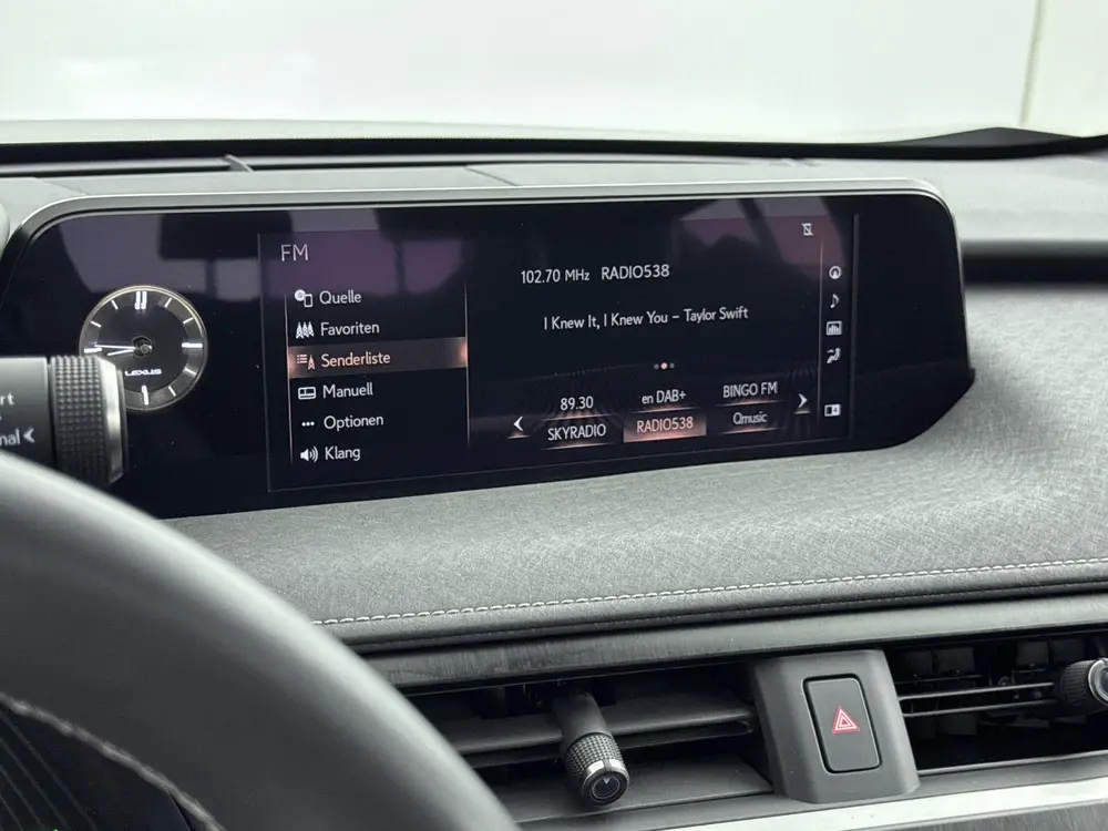 Lexus UX 250h Executive Line Limited President | Mark-Levins uit 2020, foto 9