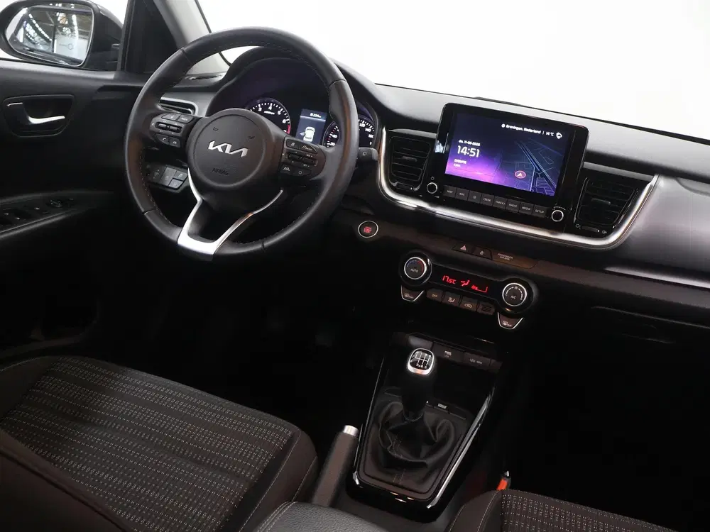 Kia Stonic 1.0 T-GDi MHEV DynamicPlusLine uit 2024, foto 9