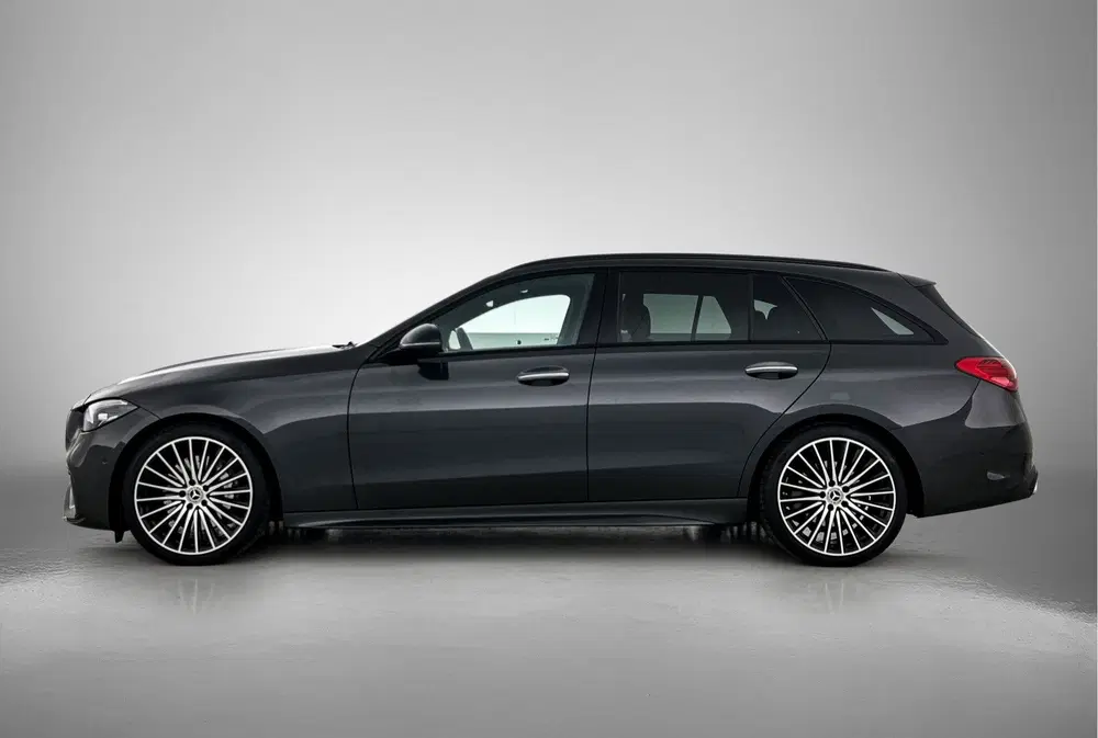 Mercedes-Benz C-Klasse 180 AMG Nightpakket uit 2025, foto 3