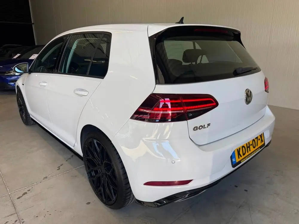 Volkswagen Golf 1.5 TSI Highline R line led navi massage 19 uit 2019, foto 3