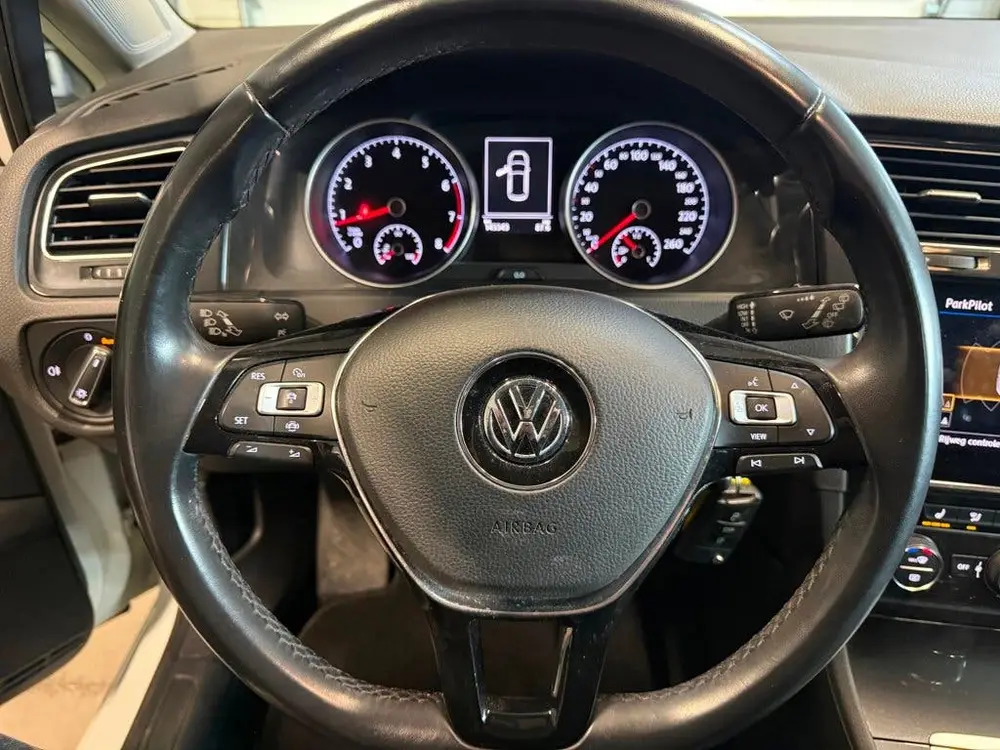 Volkswagen Golf 1.5 TSI Highline R line led navi massage 19 uit 2019, foto 9