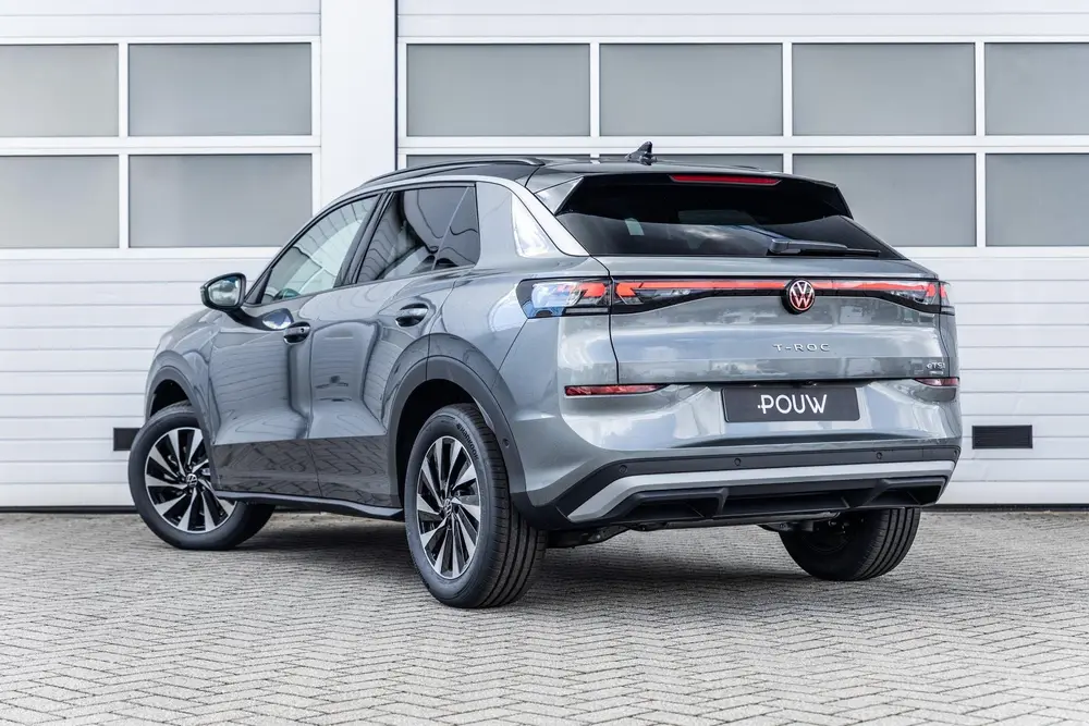 Volkswagen T-Roc 1.5 eTsi 115pk Life First Edition | Tech Pa uit 2026, foto 14