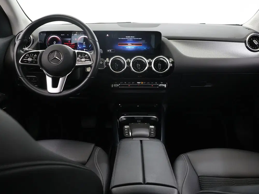 Mercedes-Benz GLA 250 e Business Line uit 2022, foto 8