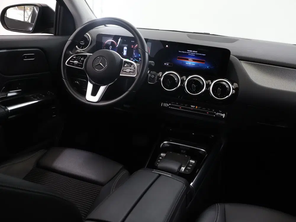 Mercedes-Benz GLA 250 e Business Line uit 2022, foto 9