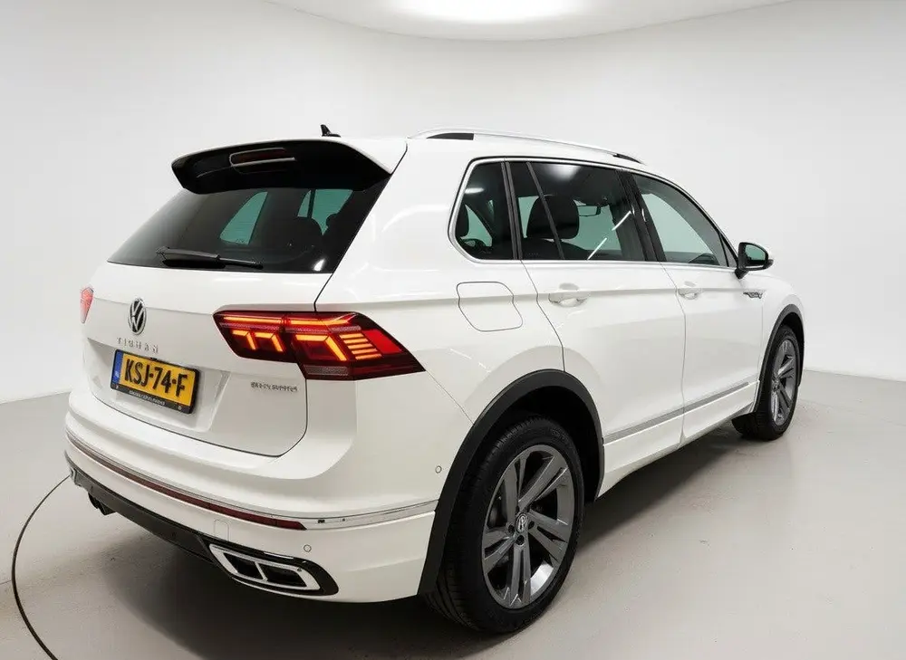 Volkswagen Tiguan 1.4 TSI eHybrid R-Line|Pano|Elektr.stoel|3 uit 2023, foto 5