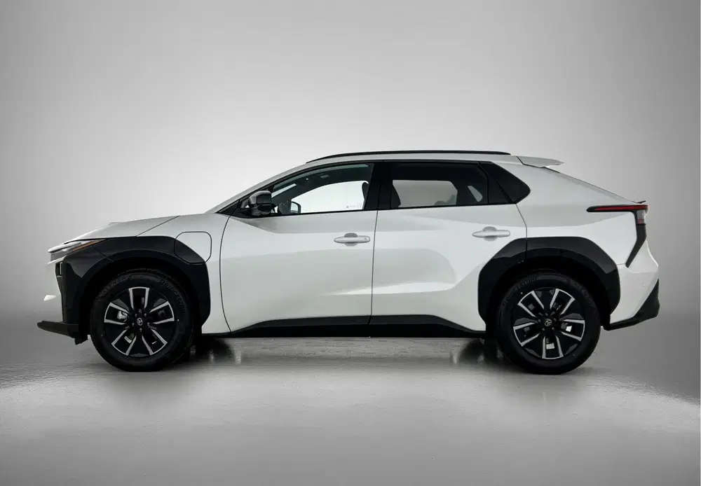 Toyota bZ4X Executive 73 kWh uit 2026, foto 3
