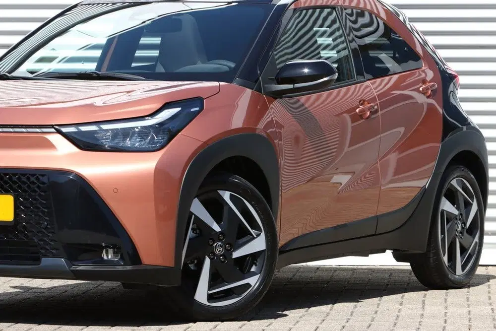 Toyota Aygo X Hybrid 115 Lounge Vouwdak uit 2025, foto 6