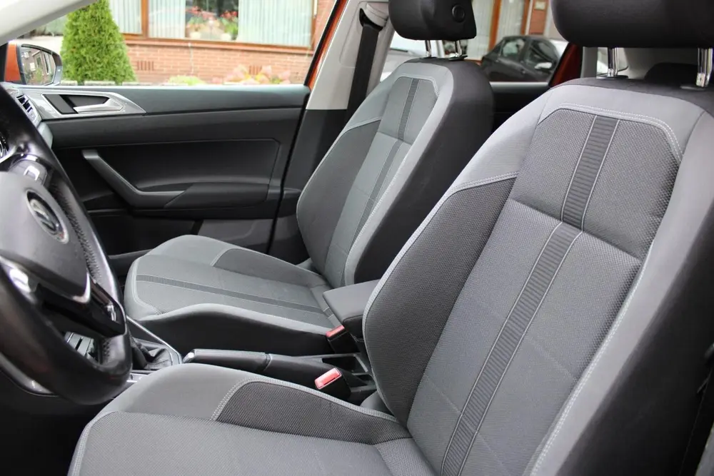 Volkswagen Polo 1.0 TSI Highline Business R line Panorama da uit 2020, foto 10