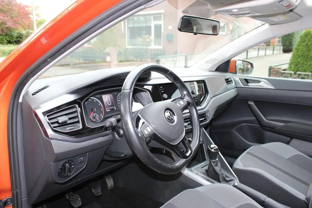 Volkswagen Polo 1.0 TSI Highline Business R line Panorama da uit 2020, foto 9