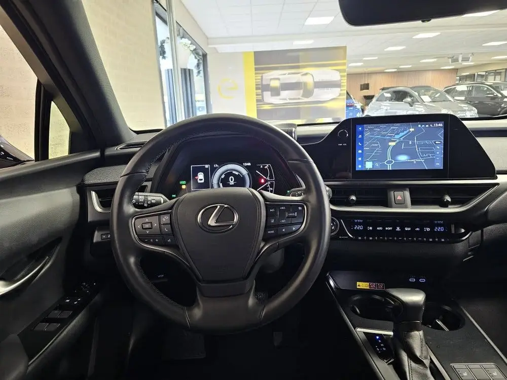 Lexus UX 250h F-Sport-Design Navi Camera Winterpakk uit 2024, foto 18