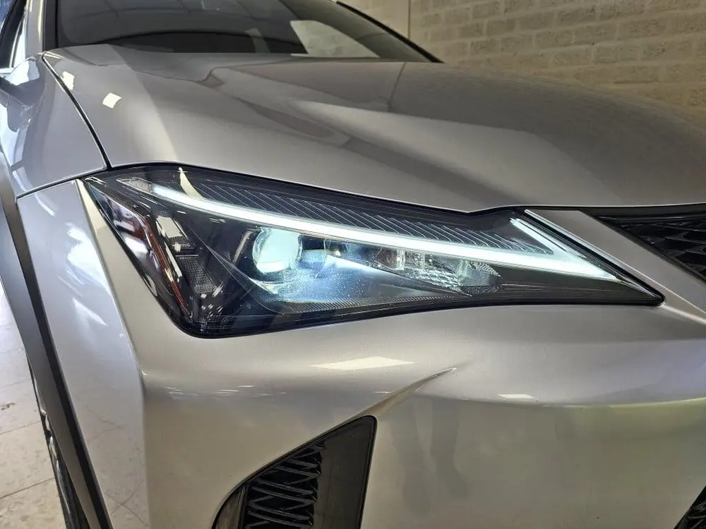 Lexus UX 250h F-Sport-Design Navi Camera Winterpakk uit 2024, foto 9