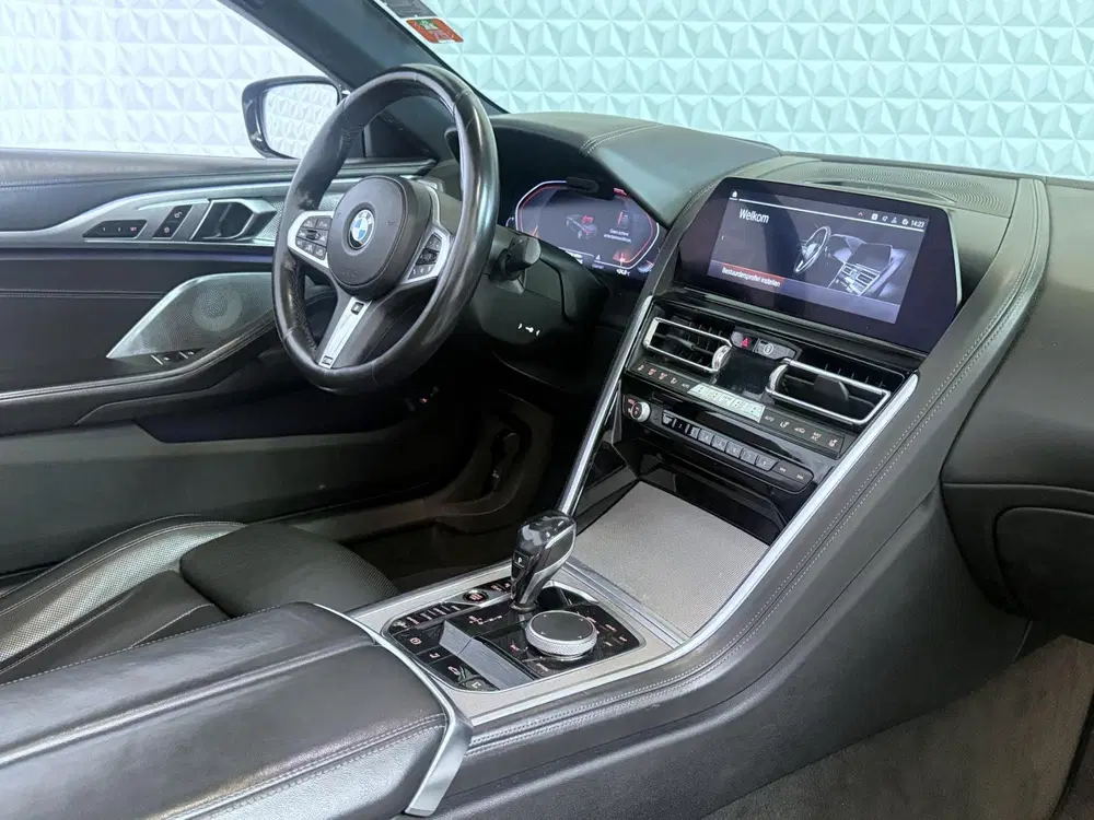 BMW 8-serie 840i xDrive High Executive uit 2019, foto 2