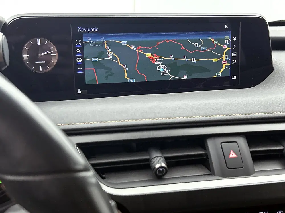 Lexus UX 250h Executive Line + President Pack | Mark Levinso uit 2020, foto 10