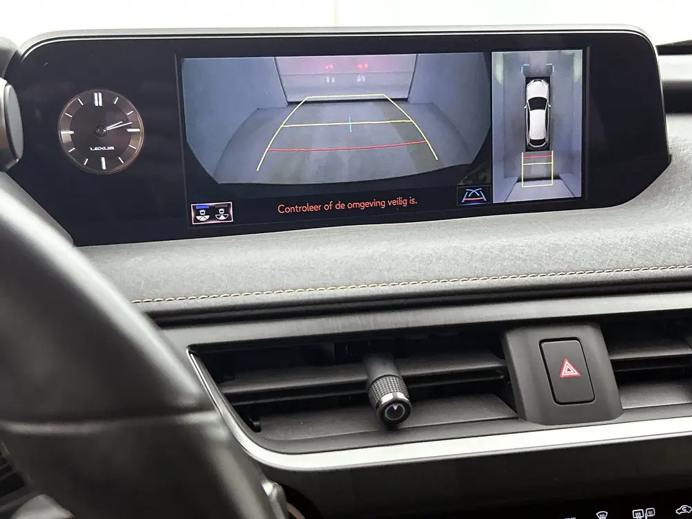 Lexus UX 250h Executive Line + President Pack | Mark Levinso uit 2020, foto 13