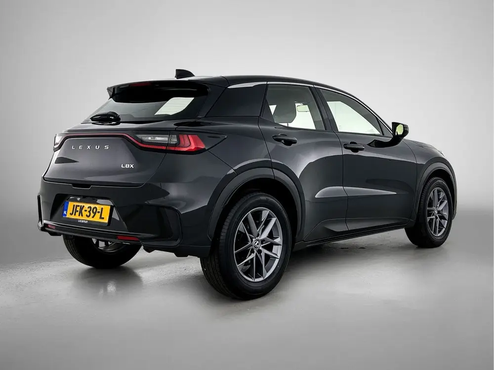 Lexus LBX 2WD Safety+Comfort Pack uit 2025, foto 2