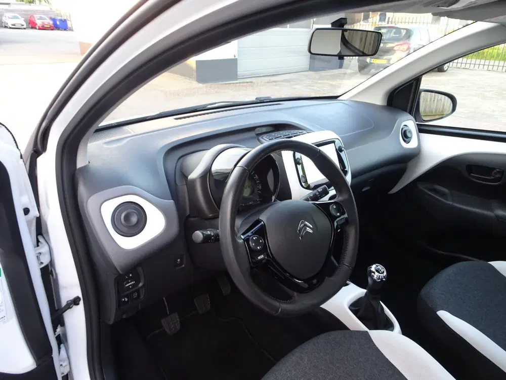 Citroën C1 1.0 VTi Millenium Airco uit 2021, foto 12