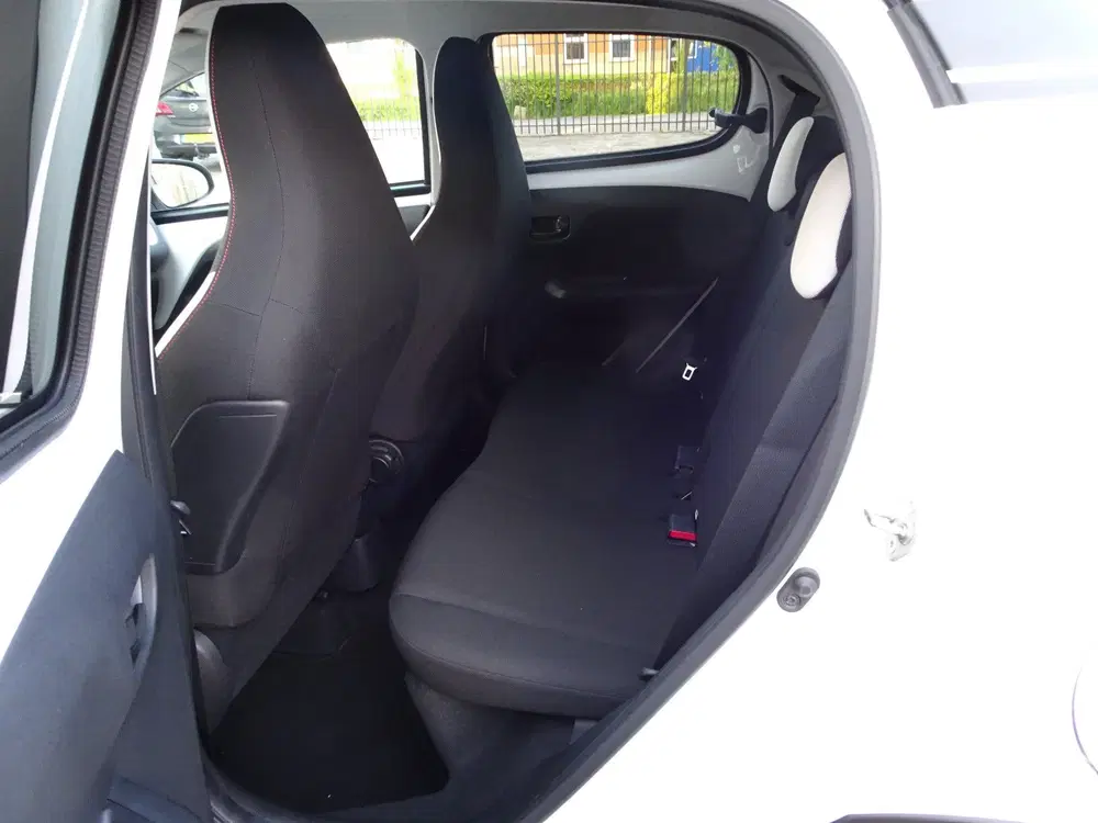 Citroën C1 1.0 VTi Millenium Airco uit 2021, foto 20