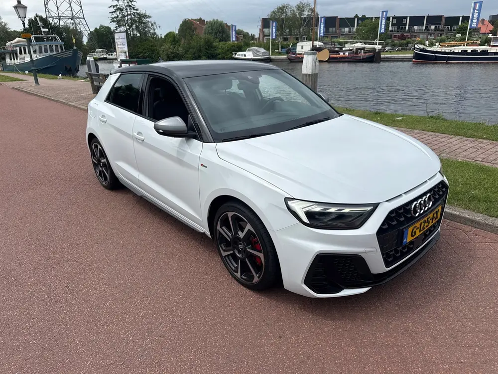 Audi A1 40 TFSI S Line Pro Line S uit 2019, foto 2