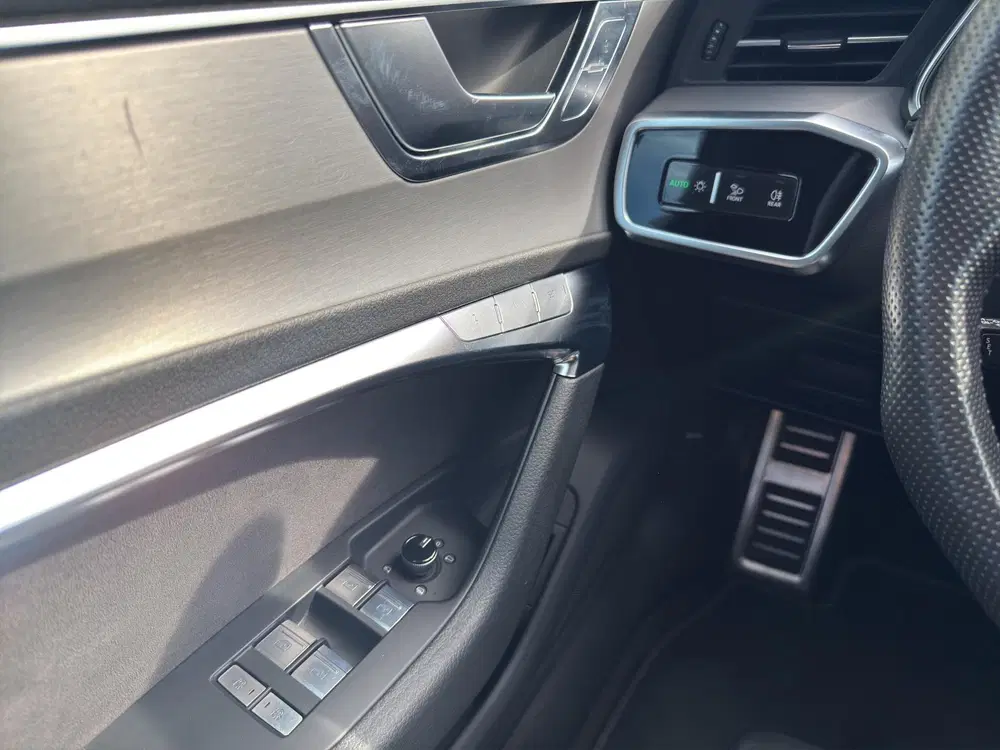 Audi A6 55 TFSI quattro S edition 250Kw uit 2019, foto 13