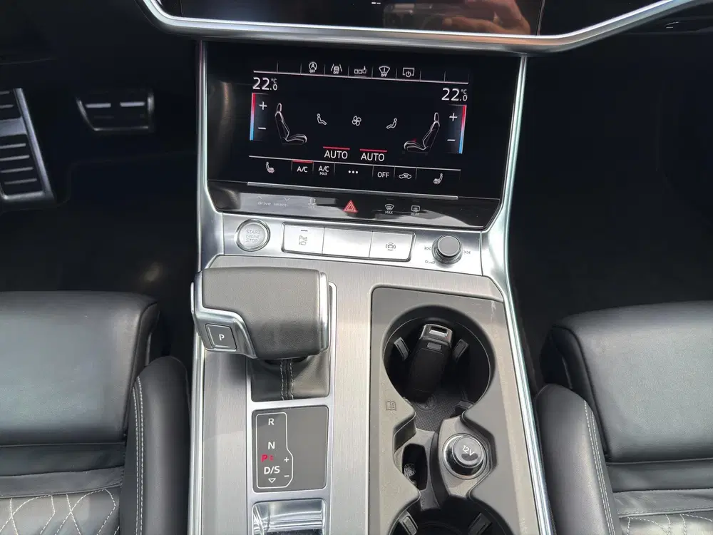 Audi A6 55 TFSI quattro S edition 250Kw uit 2019, foto 15