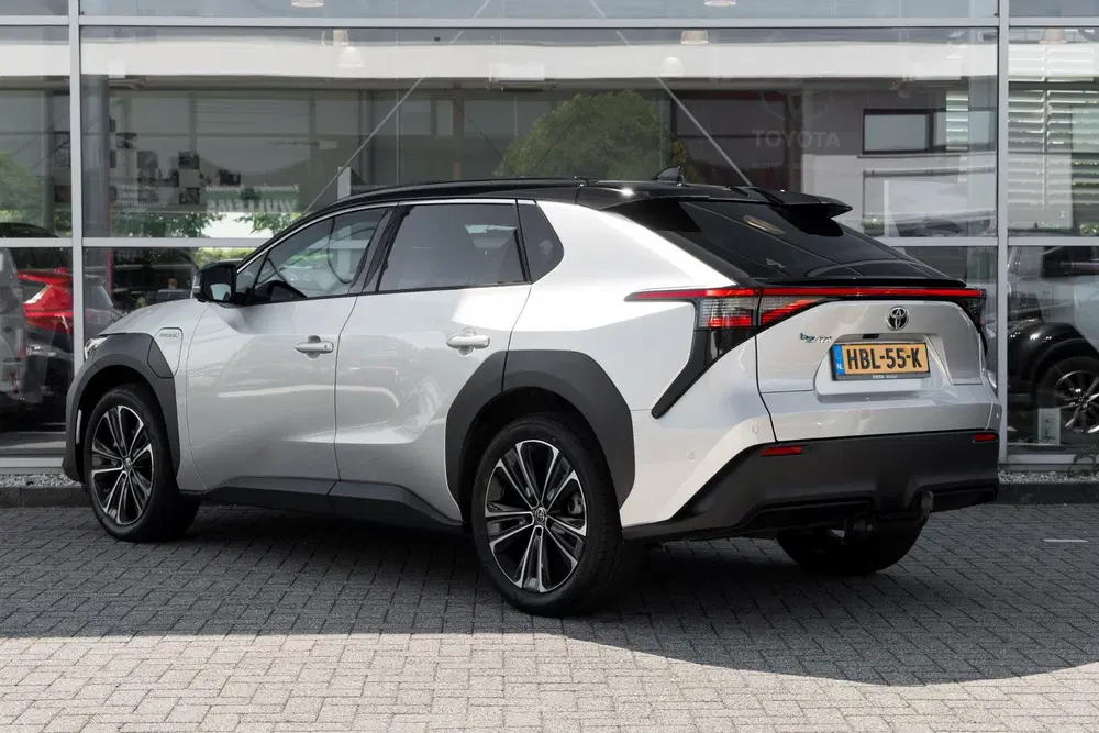 Toyota bZ4X Premium 71 kWh uit 2025, foto 9