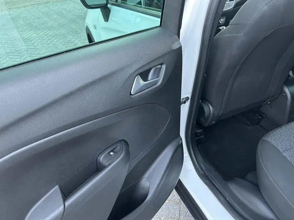 Opel Crossland 1.2 Turbo Edition uit 2022, foto 12