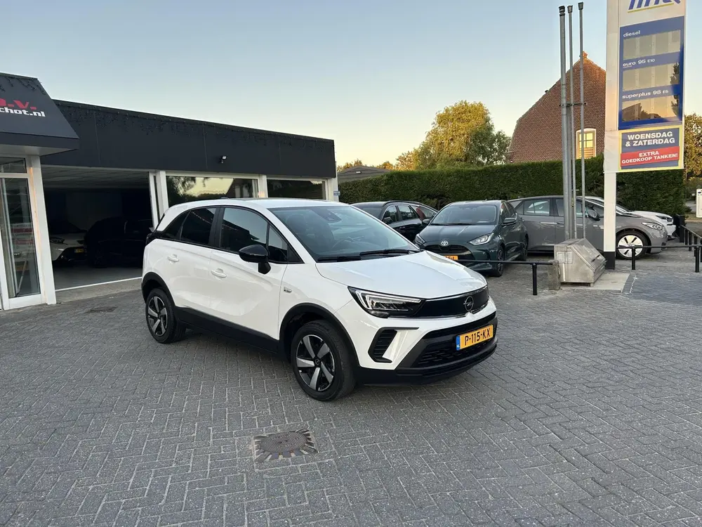 Opel Crossland 1.2 Turbo Edition uit 2022, foto 2