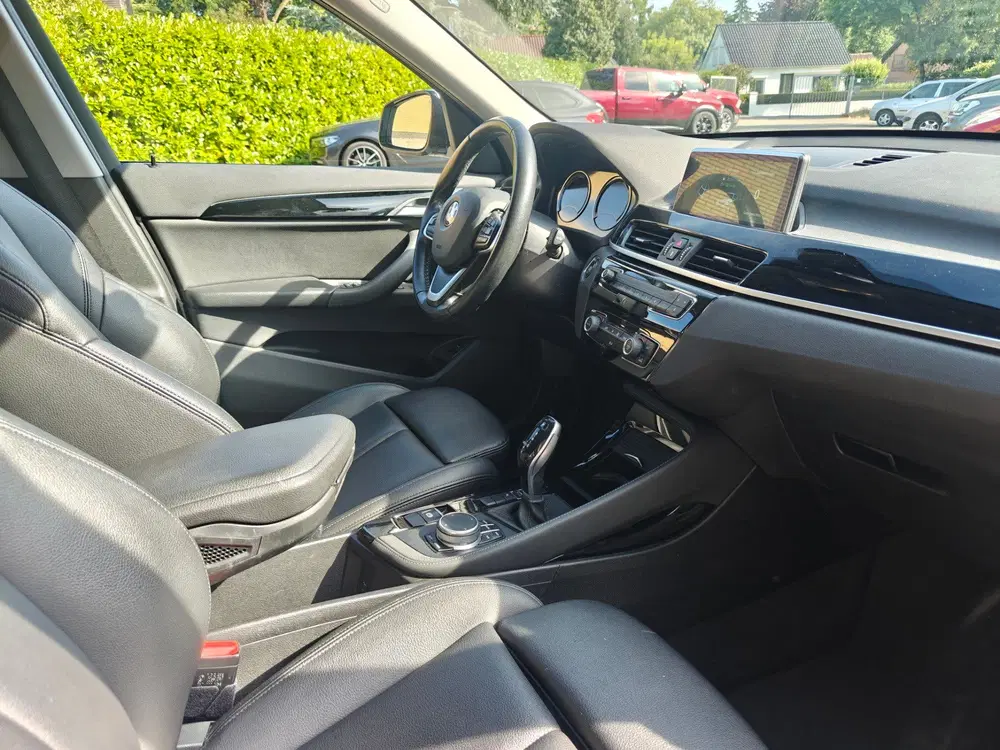 BMW X1 SDrive18i High Executive headup pano leer uit 2019, foto 8