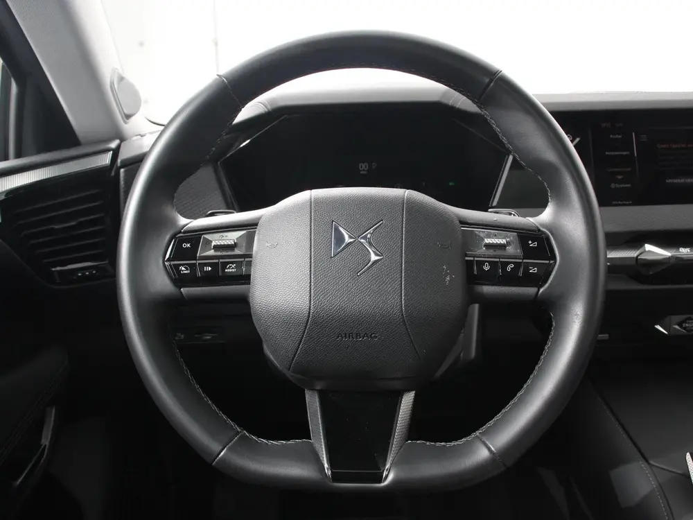 DS Automobiles DS 4 DS 4 1.2 PureTech Automaat Rivoli Cross Pa uit 2023, foto 15