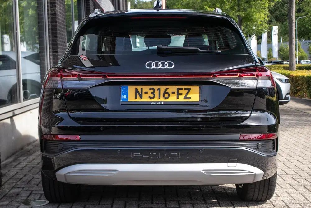 Audi Q4 e-tron 40 Launch edition Advanced 77 kWh uit 2021, foto 10