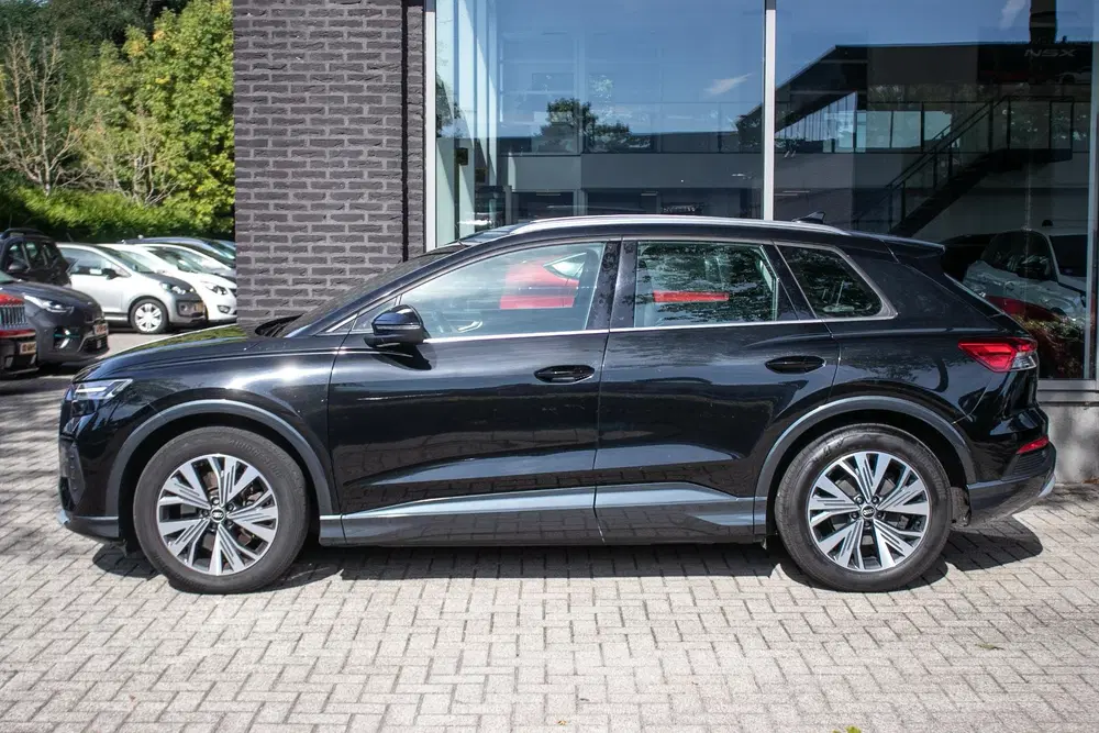 Audi Q4 e-tron 40 Launch edition Advanced 77 kWh uit 2021, foto 11