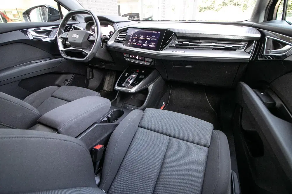 Audi Q4 e-tron 40 Launch edition Advanced 77 kWh uit 2021, foto 3