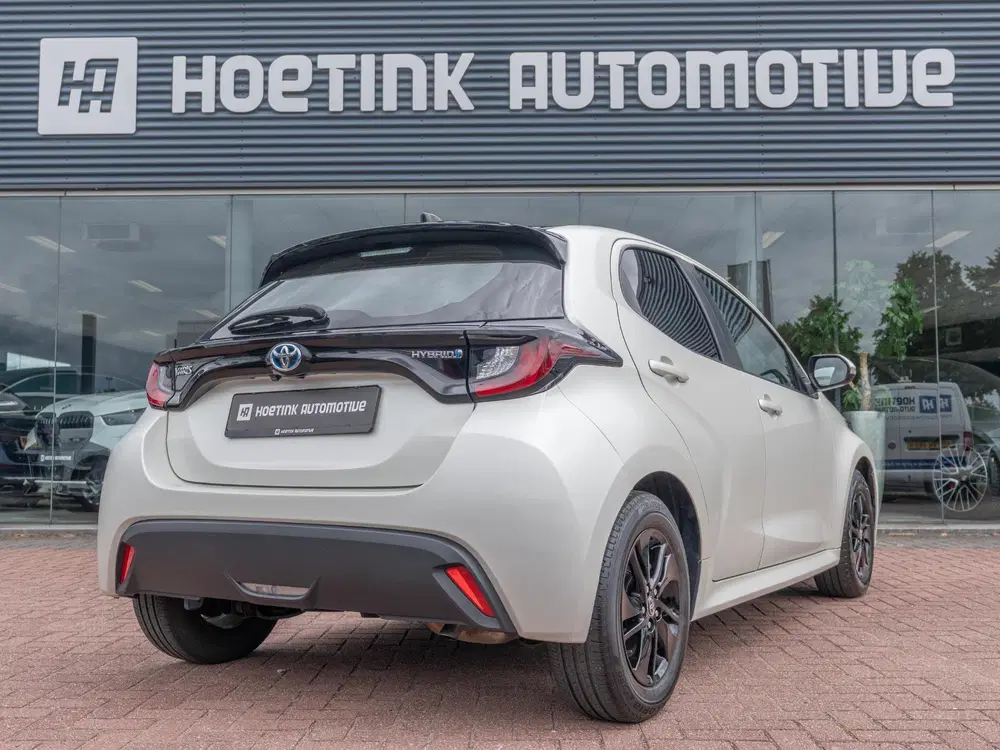 Toyota Yaris 1.5 Hybrid Active uit 2021, foto 2