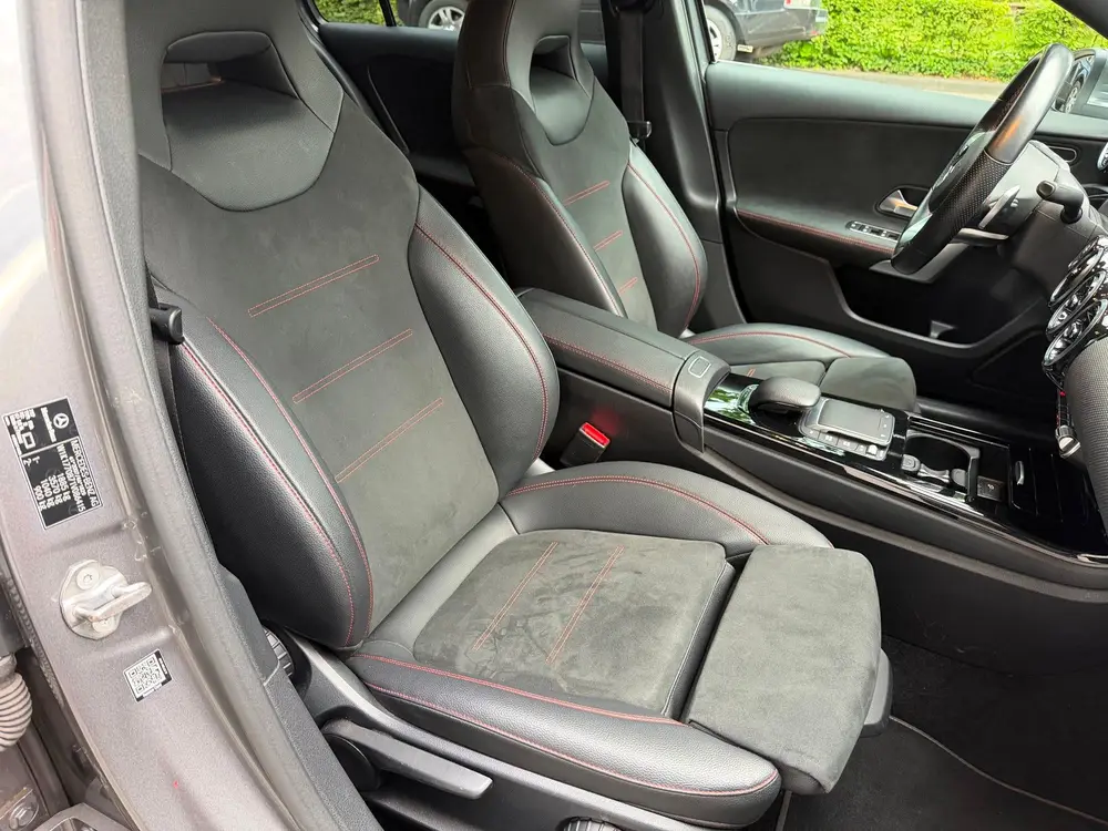 Mercedes-Benz A-Klasse 200 AMG Line uit 2020, foto 10