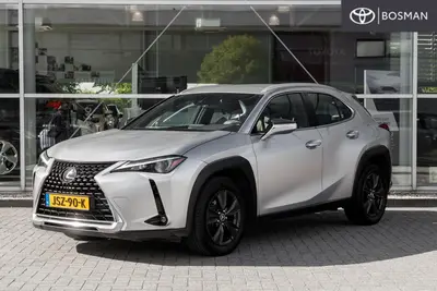 Lexus UX 250h uit 2023