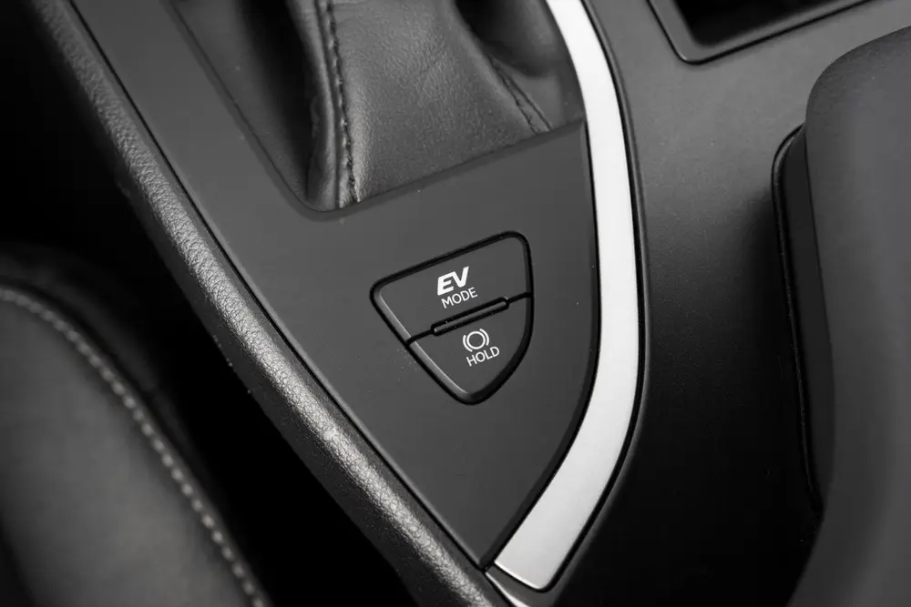 Lexus UX 250h uit 2023, foto 17