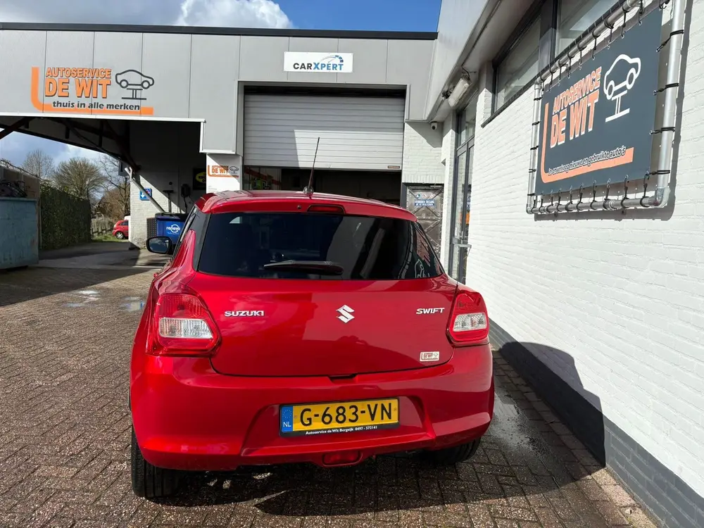 Suzuki Swift 1.2 Select uit 2019, foto 4