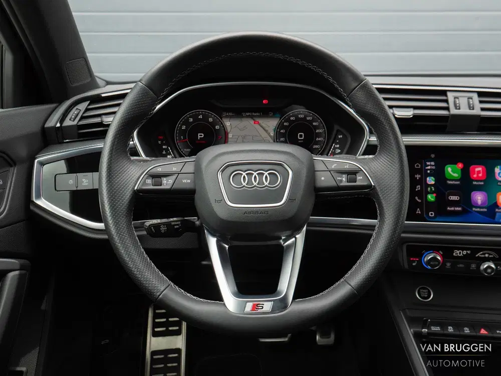 Audi Q3 35 TFSI S-Line Pano Sfeer Camera E-Stoel B uit 2022, foto 18