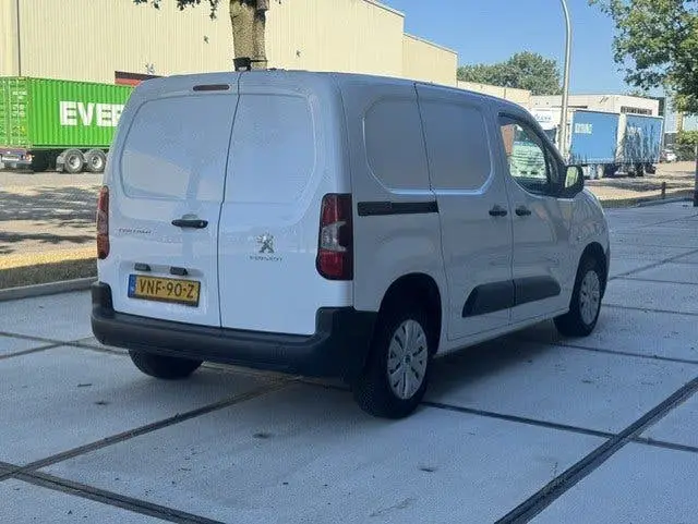 Peugeot Partner 1.2 Airco Cruise NAP Prijs EX BTW uit 2021, foto 5