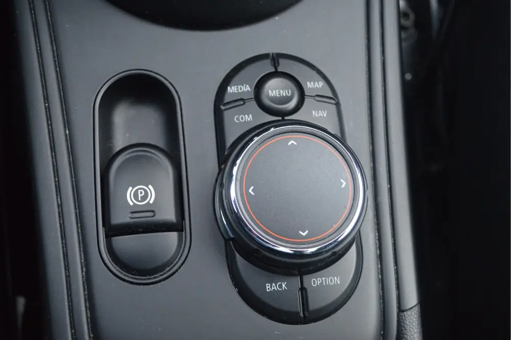 Mini Countryman Cooper Chili Automaat uit 2019, foto 20
