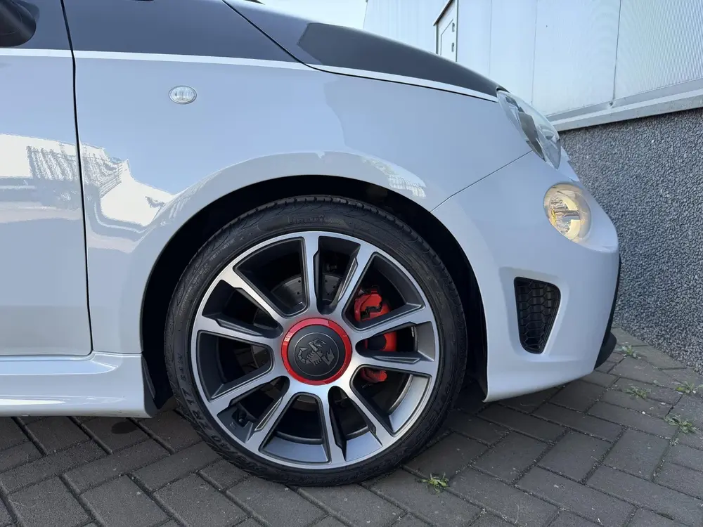 Abarth 595 1.4 T-Jet Turismo 70th Anniversary BEATS | 1e EIG uit 2019, foto 9