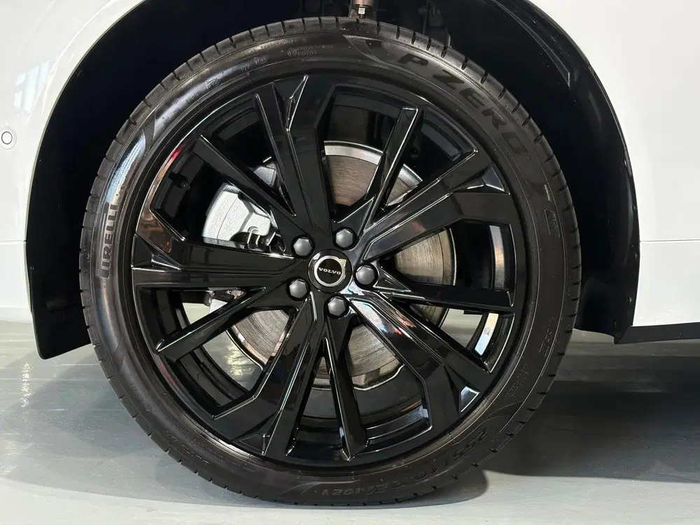 Volvo XC60 2.0 T8 Plug-in hybrid AWD Ultra Black Edit uit 2026, foto 16