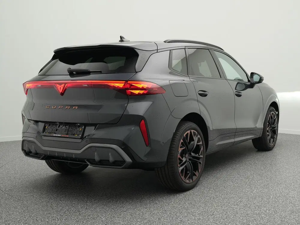 Cupra Terramar 1.5 TSI e-Hybrid VZ 272PK uit 2026, foto 2