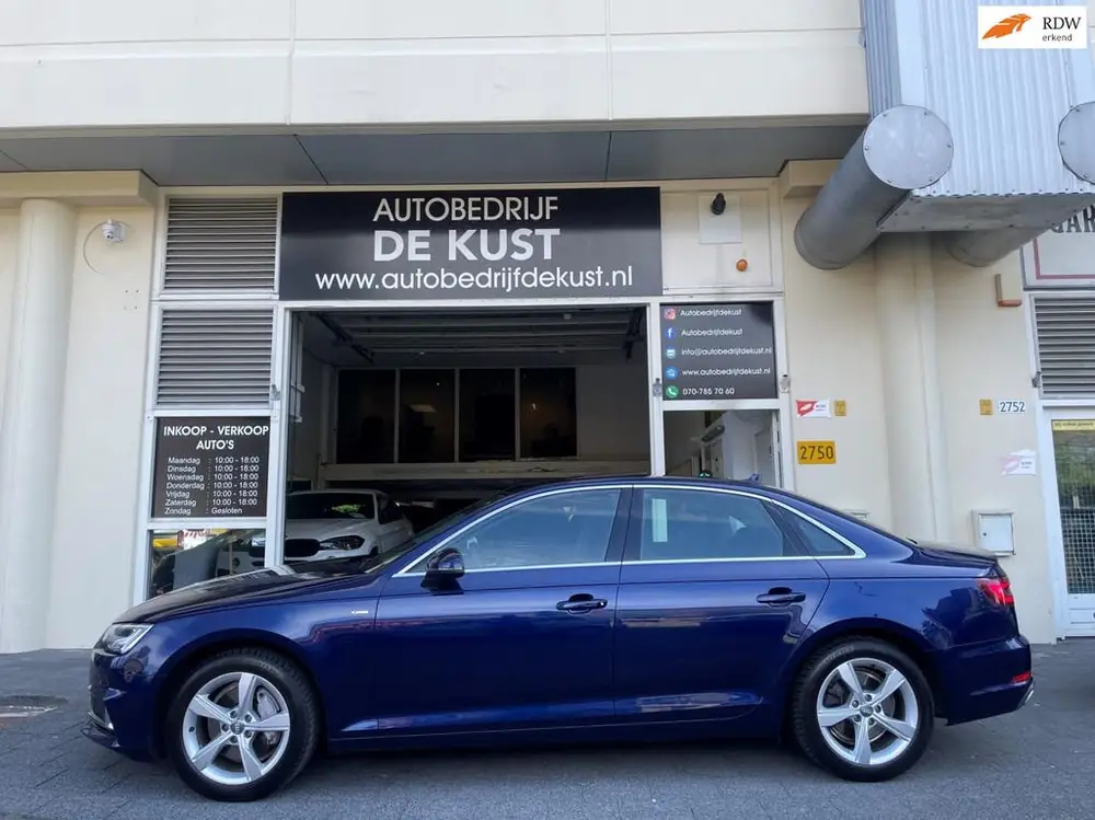 Audi A4 40 TDI 190pk S-Line AUT 2019 Leder Schuifdak uit 2019