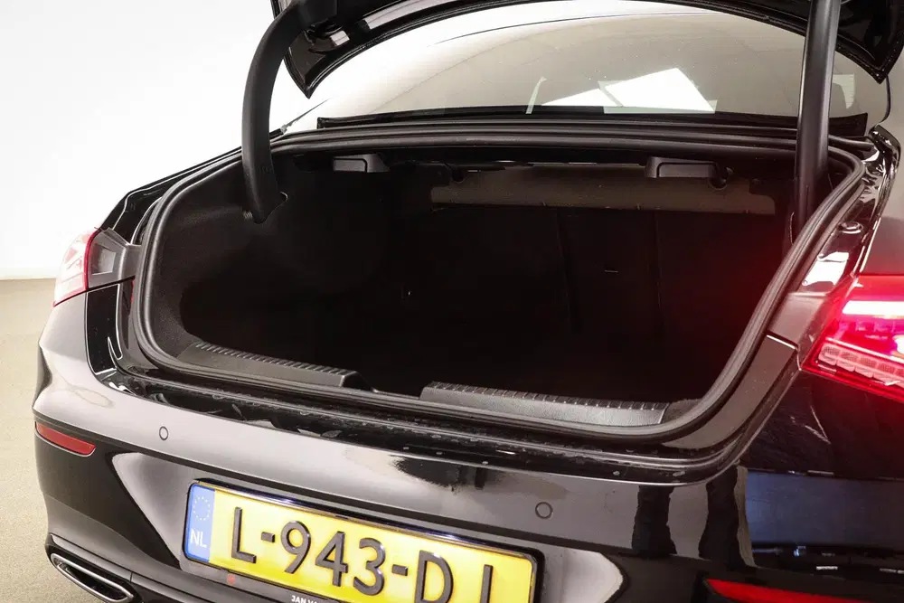 Mercedes-Benz CLA 180 Business Solution AMG uit 2021, foto 14