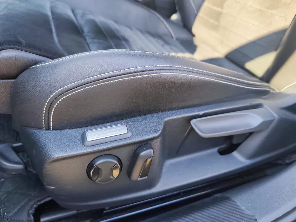 Volkswagen Passat Variant 1.4 TSI PHEV GTE Business NIEUW MO uit 2019, foto 17