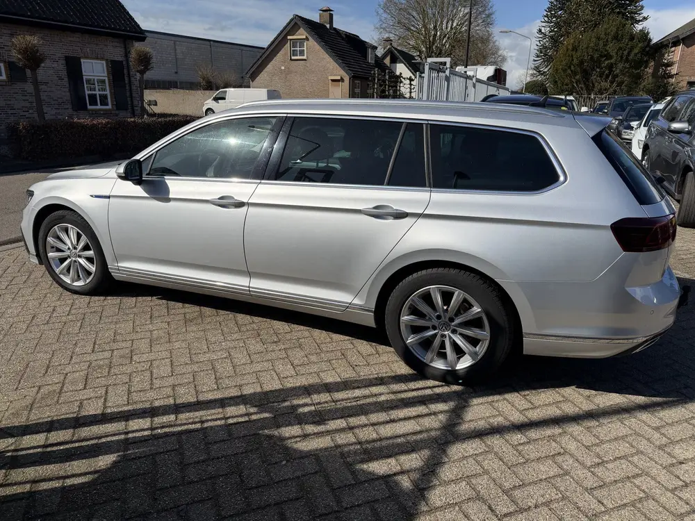 Volkswagen Passat Variant 1.4 TSI PHEV GTE Business NIEUW MO uit 2019, foto 4