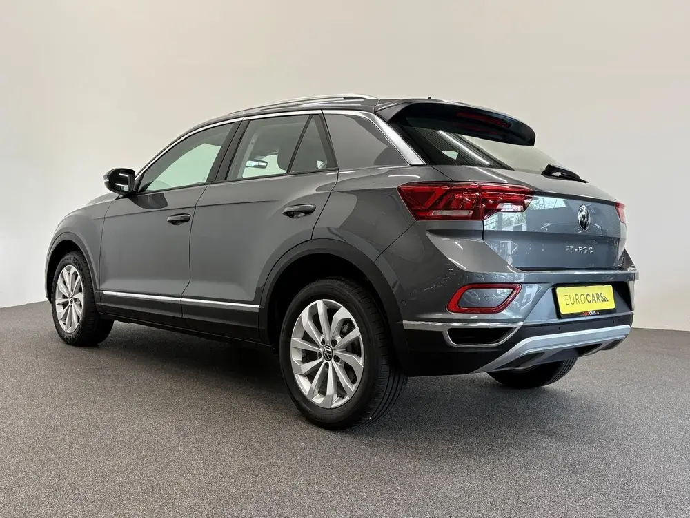 Volkswagen T-Roc 1.5 TSI 150pk Automaat Style Climate Contro uit 2022, foto 11